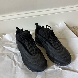 Nike Air Max 97 Triple Black Men’s Sz 9